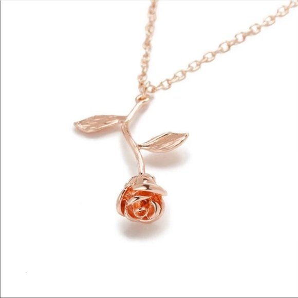 NEW 18K Gold Plated  Romantic Flower Necklace - Picture 5 of 9